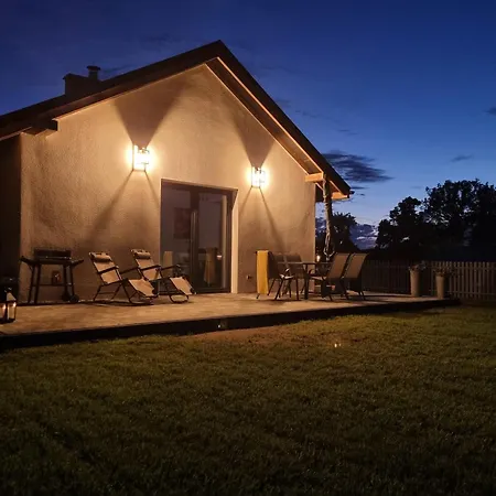 W Małym Sadzie * Dobra (Slupsk)