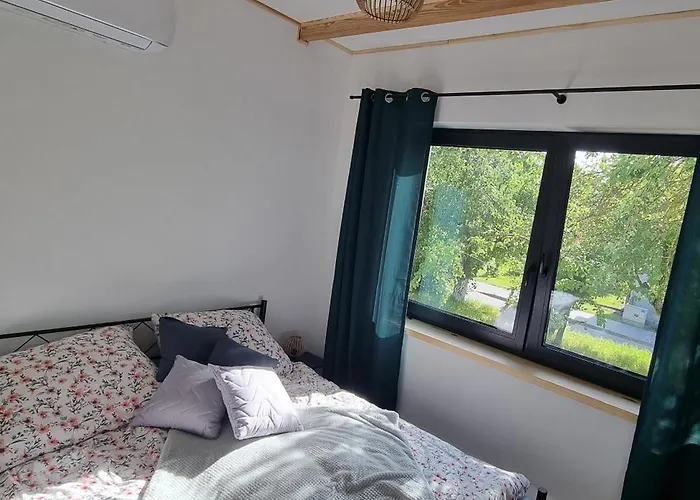 别墅 W Malym Sadzie *